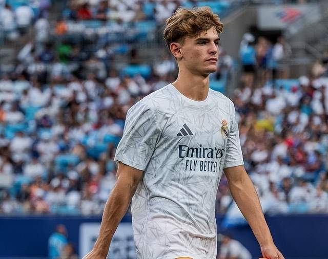 在英超赛场 在英超赛场